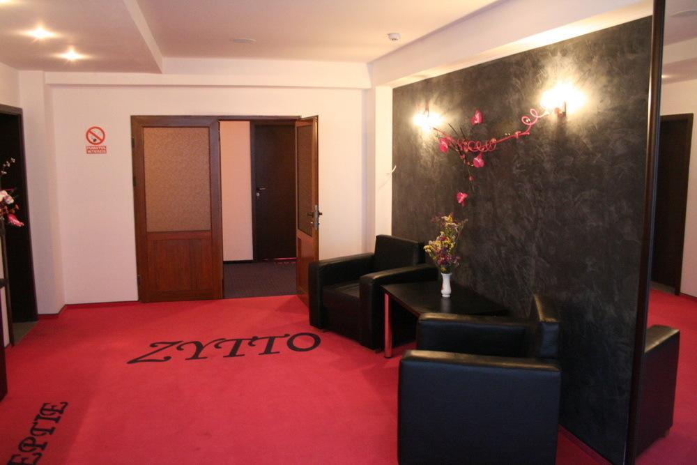 Hotel Zytto by Razvan Rat Slatina  Esterno foto