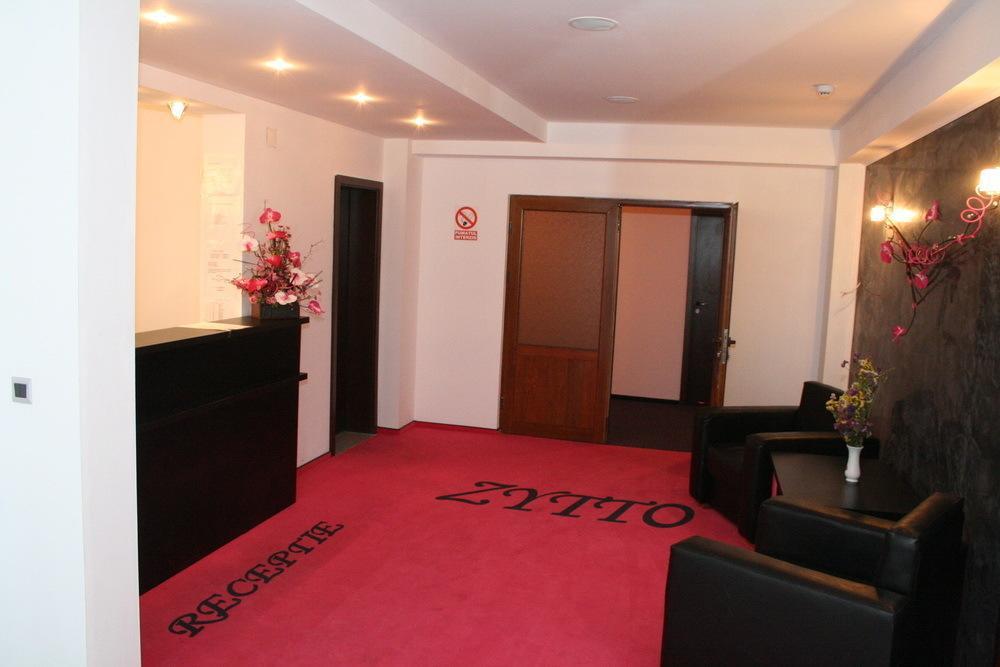 Hotel Zytto by Razvan Rat Slatina  Esterno foto